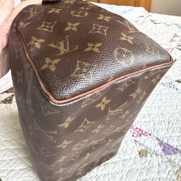 Louis Vuitton Monogram Speedy 25 - Picture 7 of 16